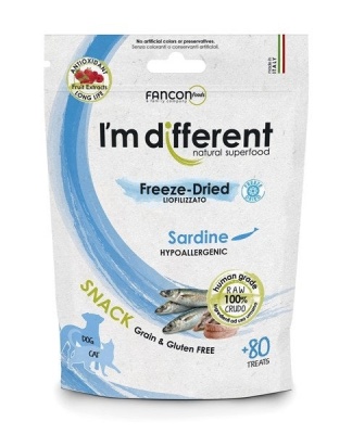 I’m different Freeze-dried sardine treats