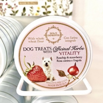 My Pet Infinity Treats with strawberries and rosehip
