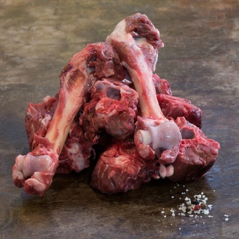 White tail treats - Red deer bones 5kg